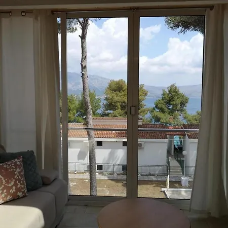 - Comfort Two-bedroom F5 Lumbarda
