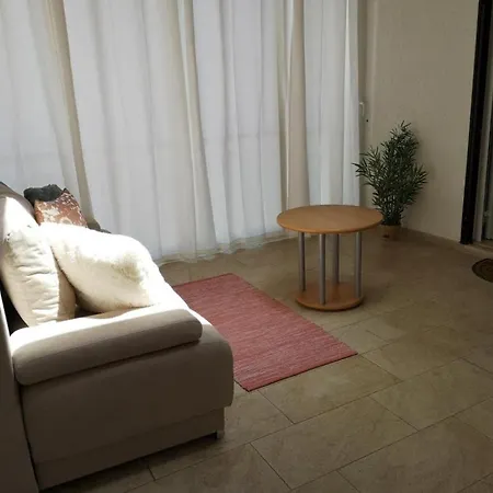 - Comfort Two-bedroom F5 Apartment